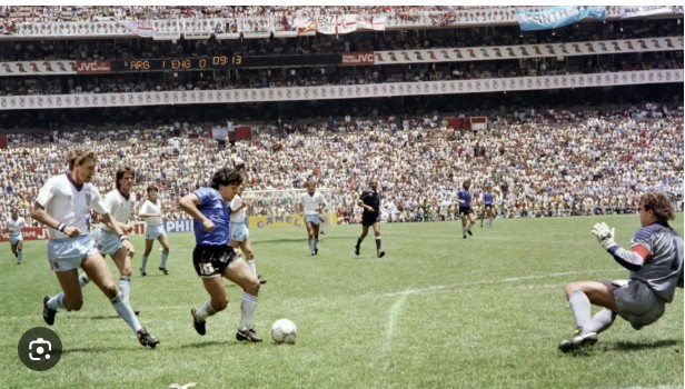 Khoảnh khắc solo kinh điển của Maradona năm 1986 đến nay vẫn được nhắc đi nhắc lại