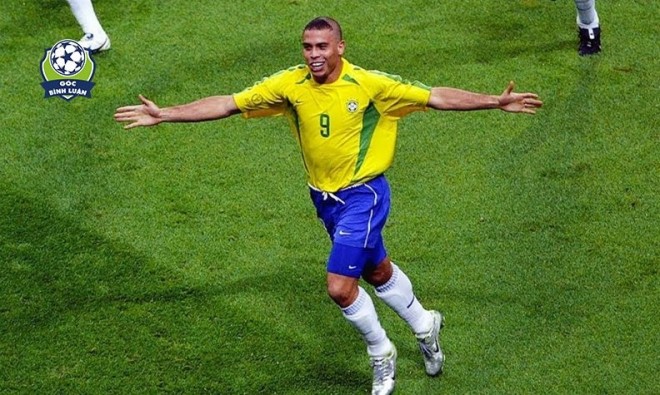 Từ thế bị chấn thương tưởng như không thể trở lại, nhưng Ronaldo 'béo" đã hồi sinh mạnh mẽ tại World Cup 2002