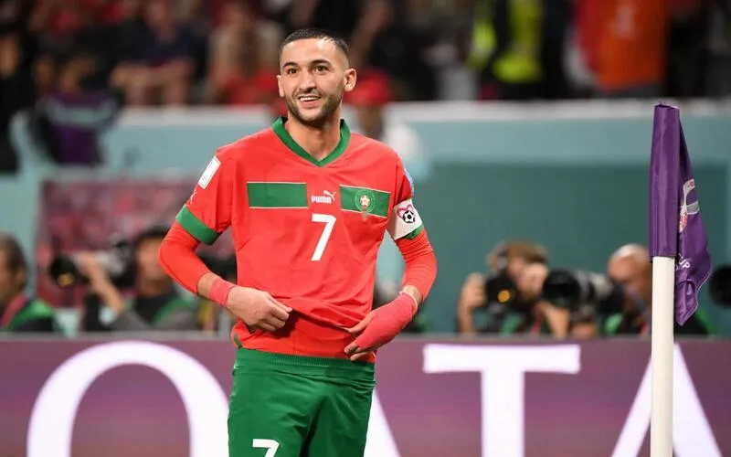 hakim ziyech la ai hanh trinh tro thanh ngoi sao bong da morocco